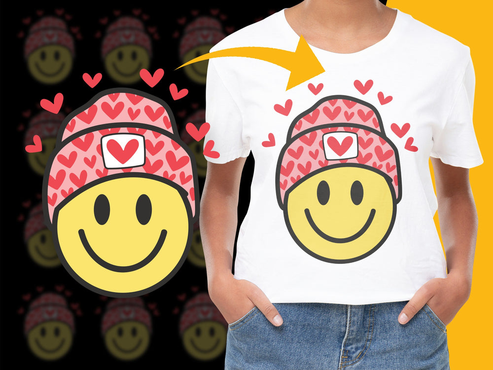 Cute Smiley Face T-Shirt, Pink Beanie Heart Pattern, Youth Casual Fashion Top, Trendy Graphic Tee for Kids and Teens