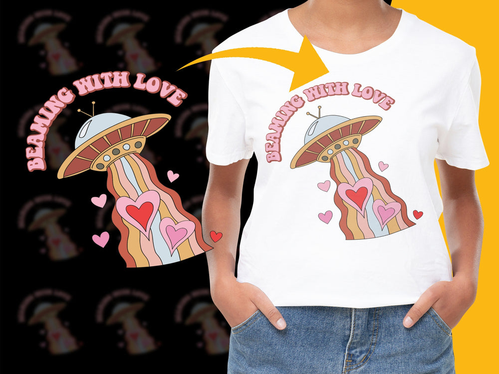 Alien Love T-Shirt, UFO and Hearts Graphic Tee, Unisex Cotton Shirt, Casual UFO Lover Gift