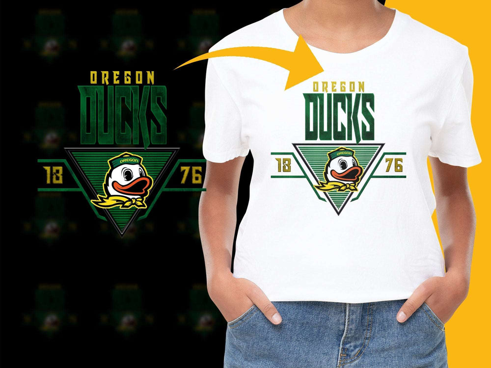 Oregon Ducks Graphic T-Shirt, Vintage Style Duck Mascot, College Football Tee, Casual Sportswear, Unisex Clothing