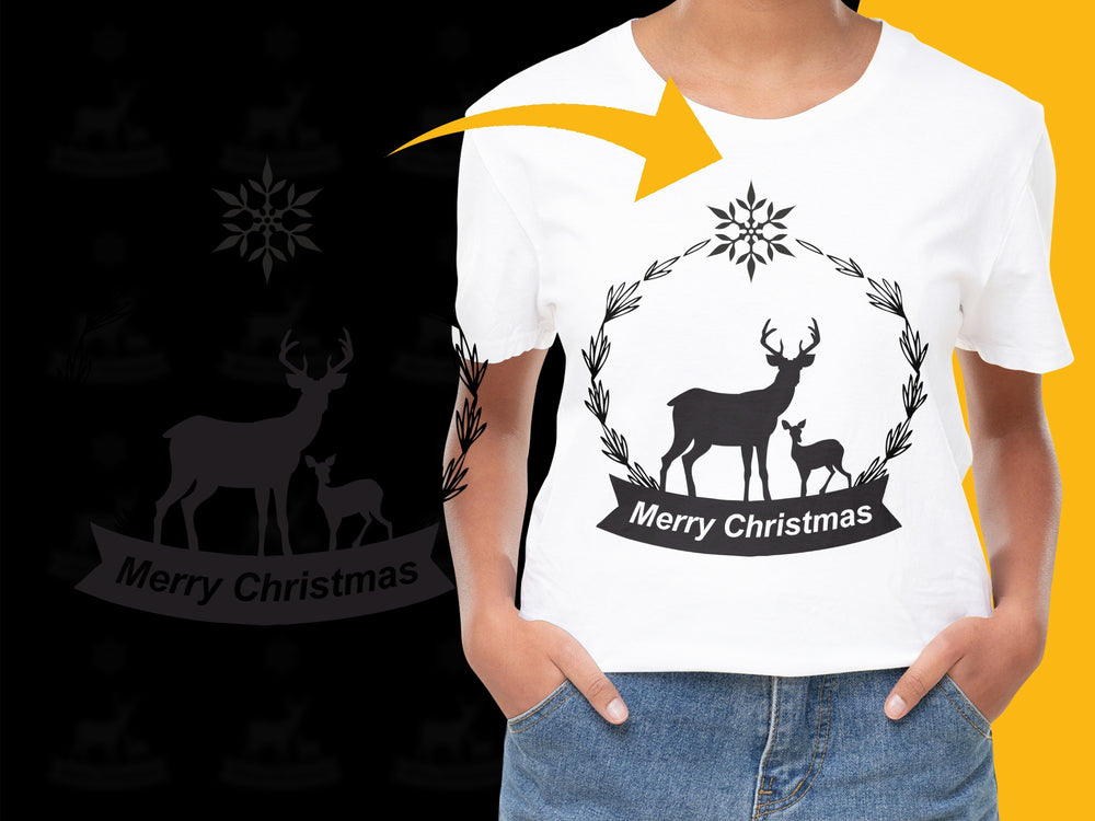 Merry Christmas T-Shirt with Deer and Wreath Design, Holiday Casual White Tee for All Ages