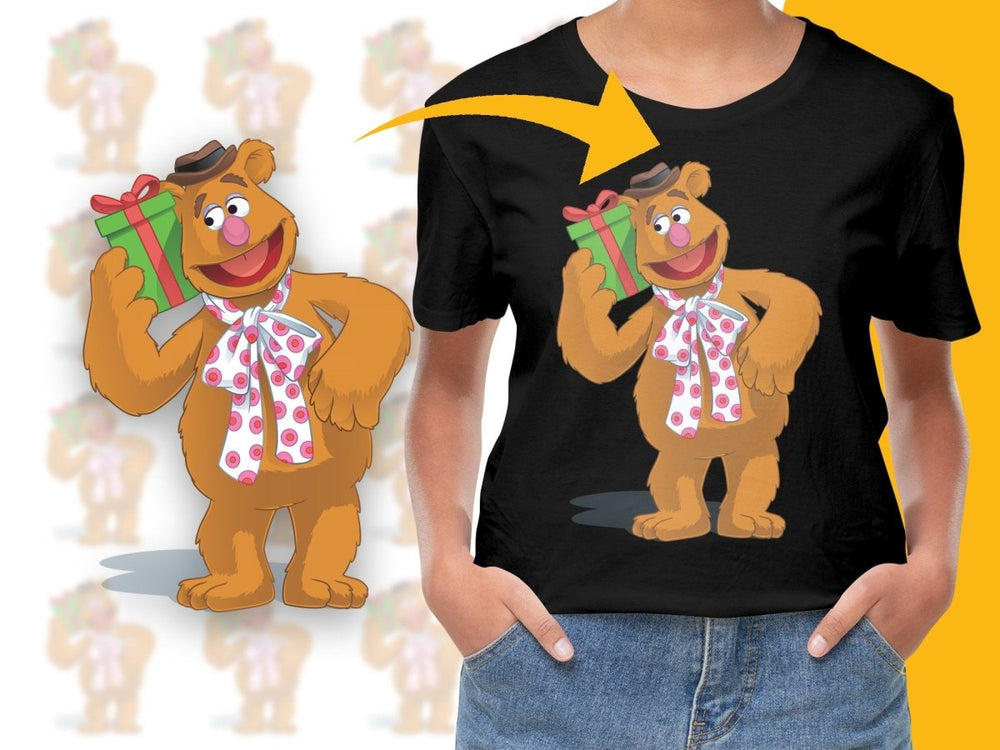 Fozzie Bear Holding Present Christmas PNG File - Teepew